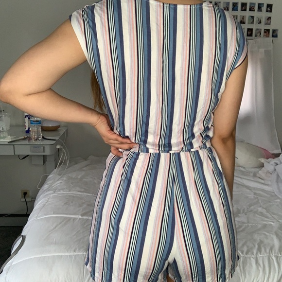 Romper - Picture 2 of 5